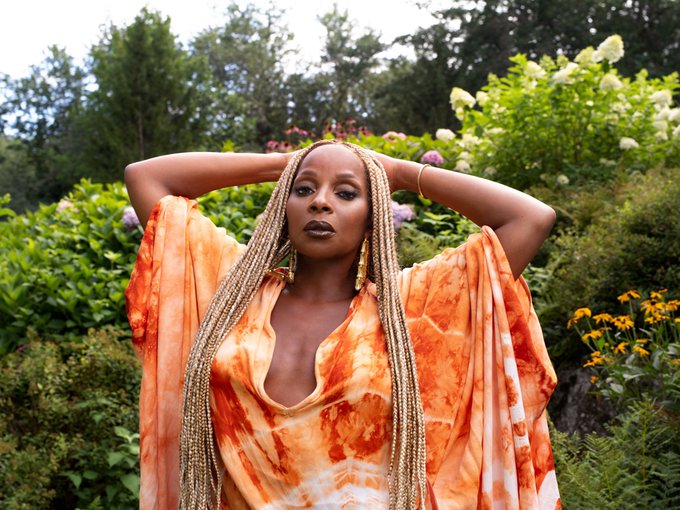 Soulful Serenade: Mary J. Blige’s Secret to Channeling Nature’s Beauty into Musical Brilliance